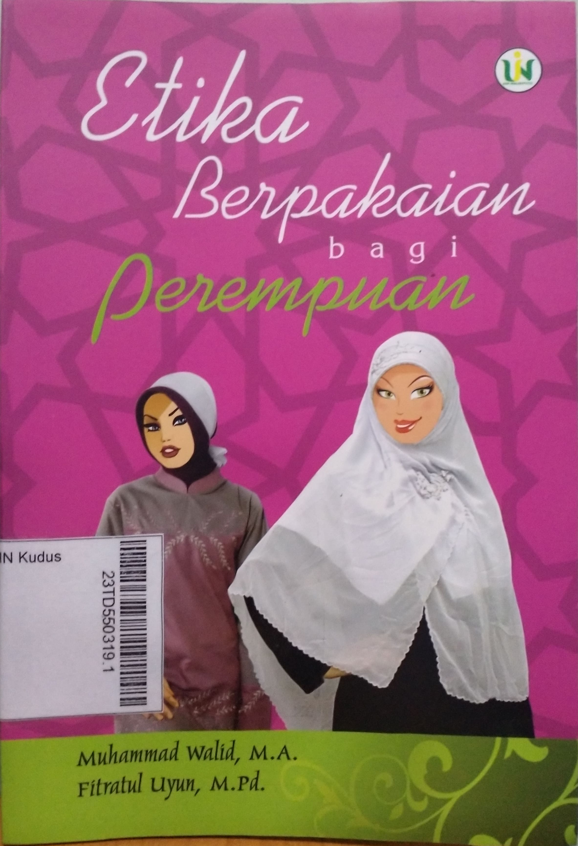 Etika Berpakaian Bagi Perempuan